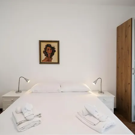 Terrace View - 5 Minuti Dal Mare راباللو